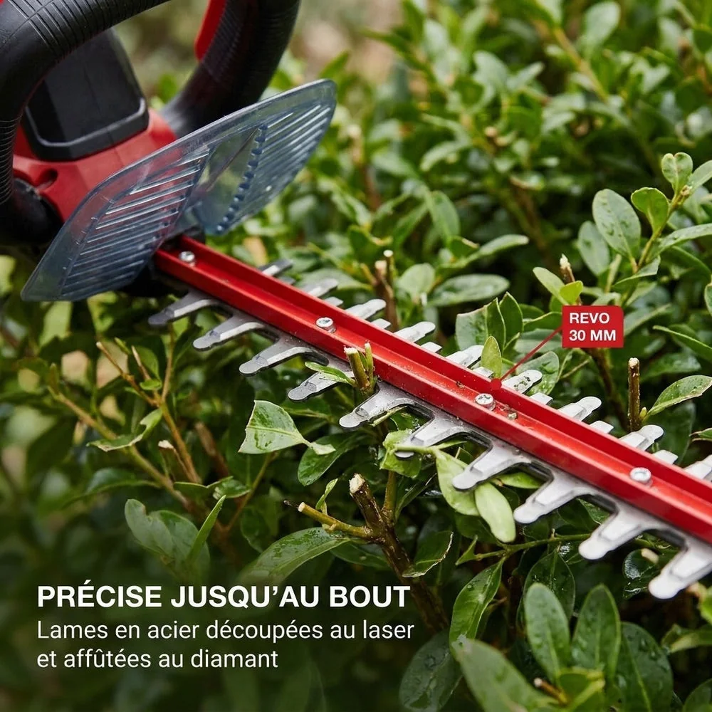 Taille-Haie Électrique REVO Blade 67 – 700 W – Lame 71 cm – Coupe 67 cm – Écartement 30 mm – Poignée Pivotante - 5